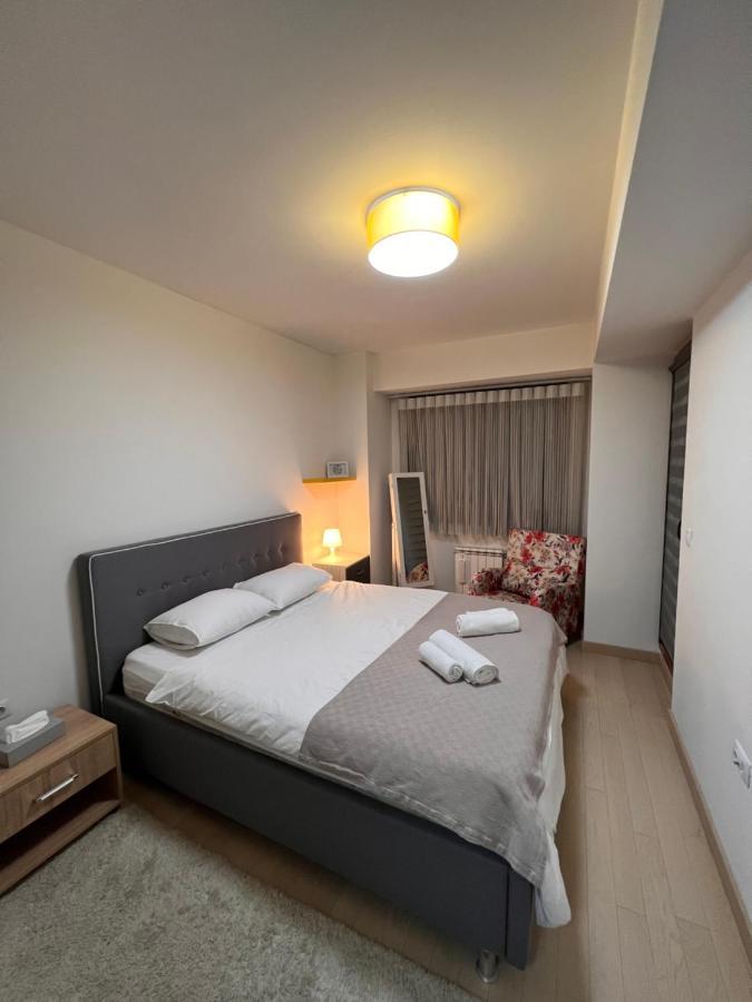 Modern Flatiron Apartment, Skopje Center Kültér fotó
